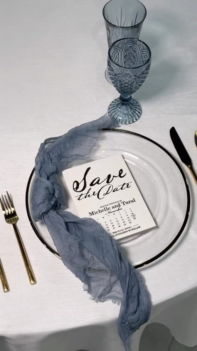 Tabletop Tuesday: White Shantung 🤍

Featuring:
•Dusty blue cheesecloth napkin 
•Dusty blue carousel goblet
•Dusty blue melodia goblet
•Gold flatware 
•White Shantung linen 
•Gold Rimmed Charger

Tap the link in bio to join our newsletter for more tabletop tips, trend alerts, and styling inspo. 📨