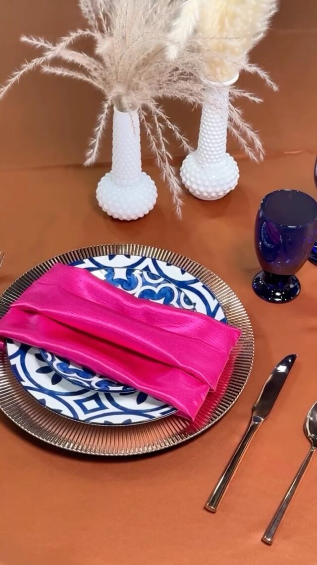 Tabletop Tuesday: Cinnamon Orange

Tap the link in bio to join our newsletter for more tabletop tips, trend alerts, and styling inspo. 📨

See something you love? 🤍
Find it on our website or book your decor consultation with us today! (Link in bio)
•
•
•
#LuxuryEventDecor #EventStyling #LinenRental #TabletopDesign #WeddingLinens #EventLinenRental #ChargerPlates #EventTablescape #TableDecorGoals #WeddingDecor #EventInspo #PartyPlanner #TablescapeInspo #DecorGoals #HoustonWeddings #EventDesignHouston #DetailsMatter #StyledToPerfection #DecorDreams #StatementTables #DesignThatWows #LuxuryTablescape